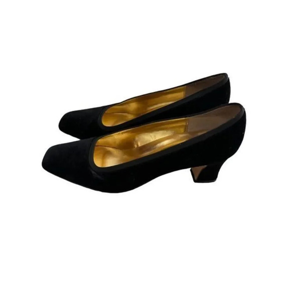 NINA Genuine Leather Suede Black Heels Size 7.5 - Picture 1 of 5